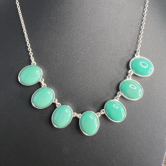 Liz Claiborne Teal & Silver Tone Necklace & Bracelet Set D7 - Picture 2 of 7